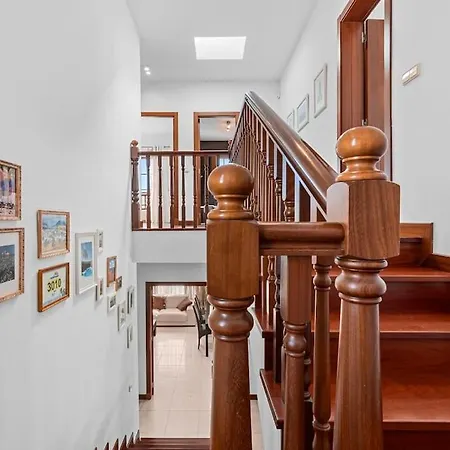 Nica 科斯塔特吉塞