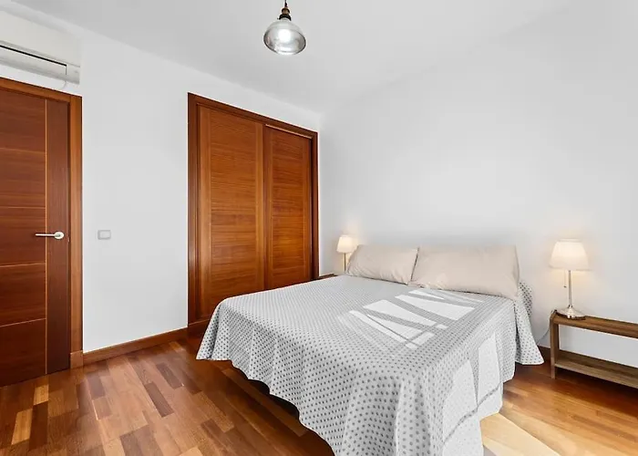 Nica * كوستا تاغيسي